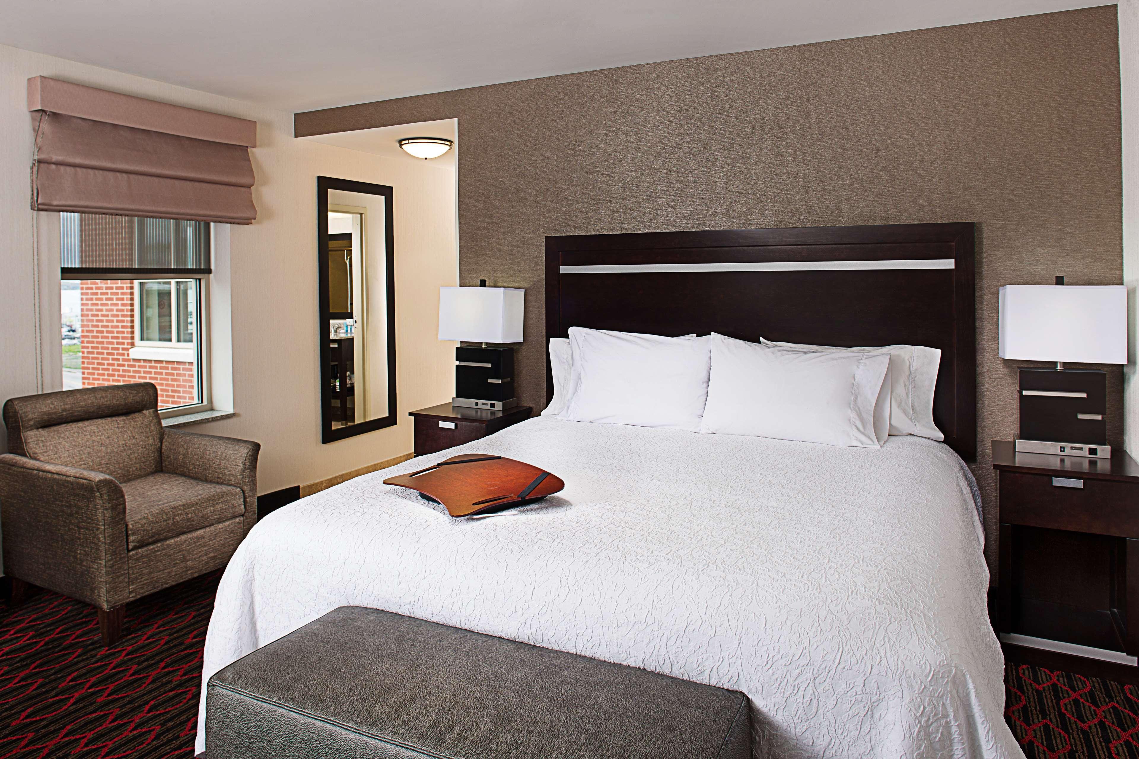 Hampton Inn Portland Downtown Waterfront Eksteriør bilde
