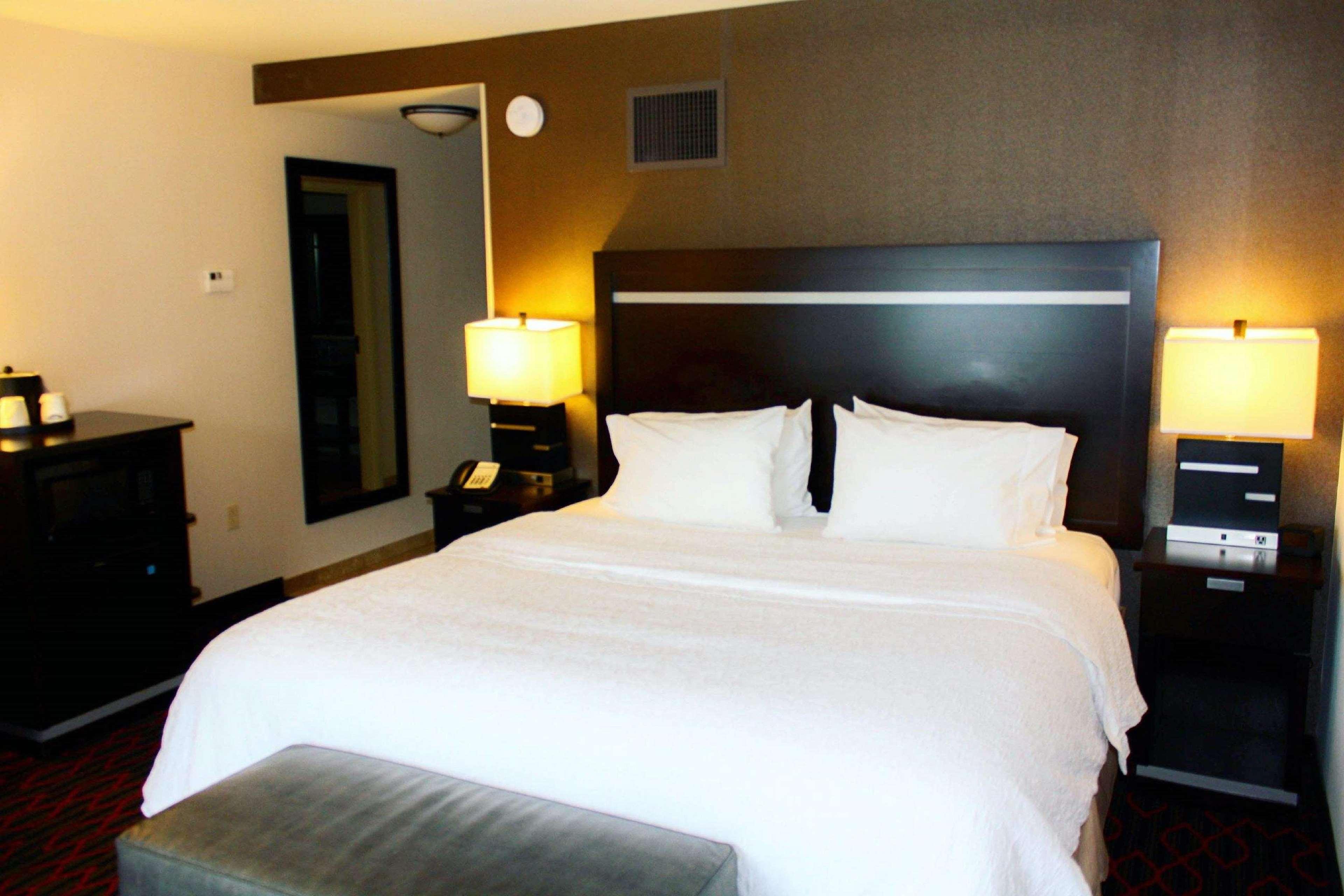 Hampton Inn Portland Downtown Waterfront Eksteriør bilde