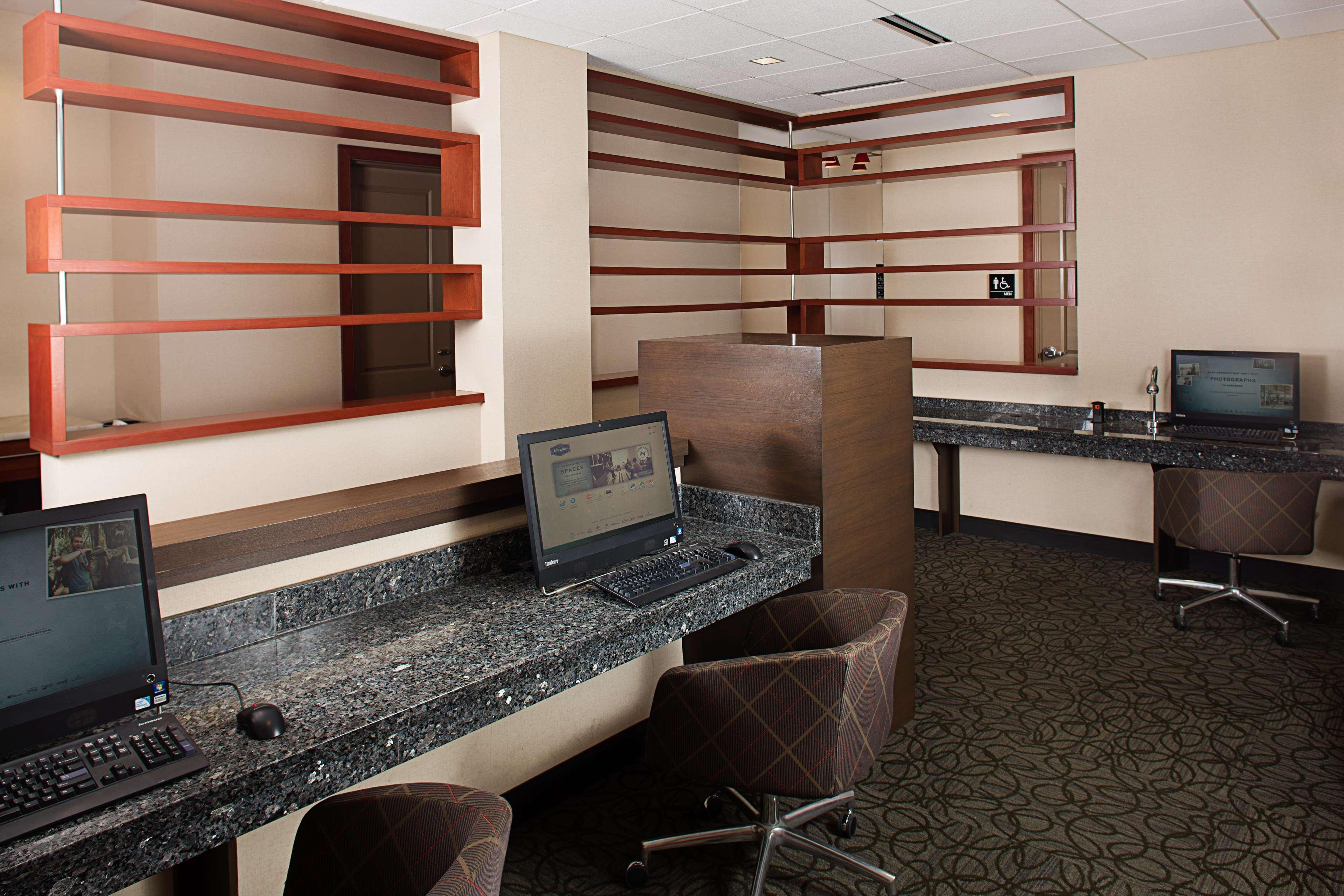 Hampton Inn Portland Downtown Waterfront Eksteriør bilde