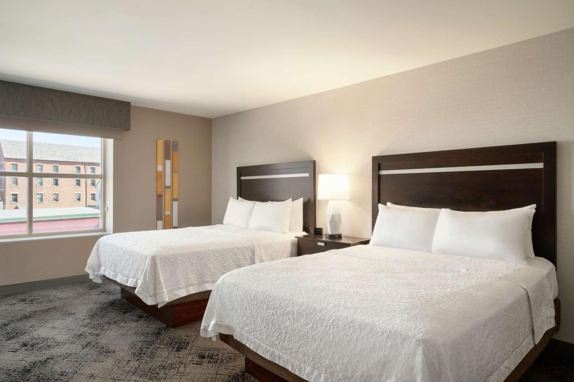 Hampton Inn Portland Downtown Waterfront Eksteriør bilde