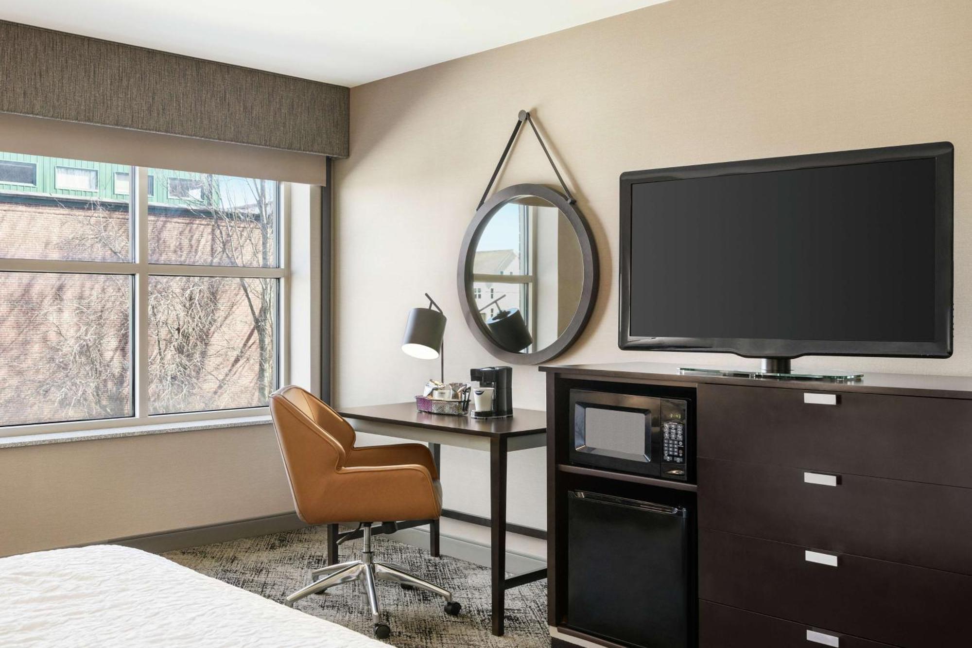 Hampton Inn Portland Downtown Waterfront Eksteriør bilde