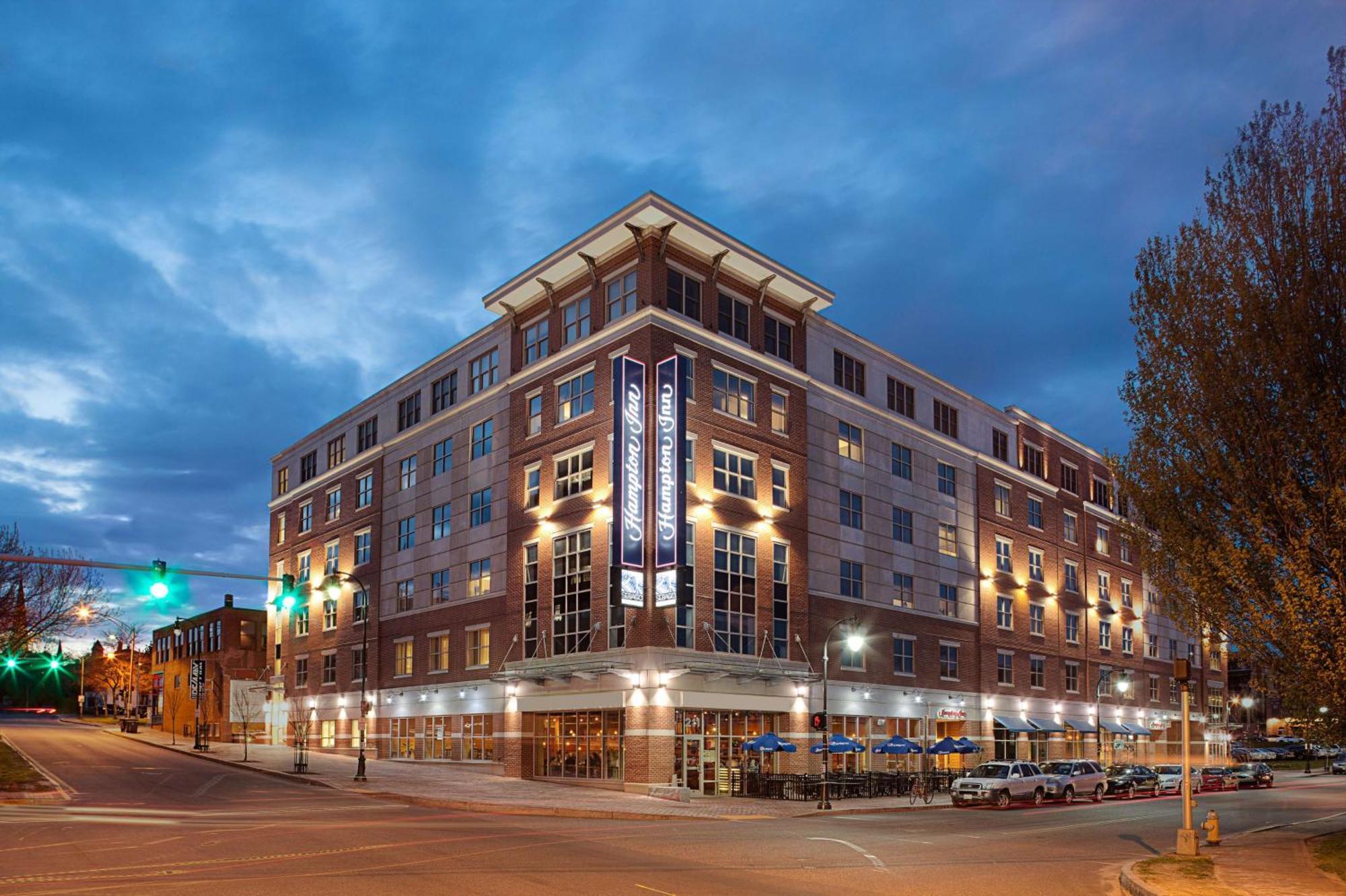 Hampton Inn Portland Downtown Waterfront Eksteriør bilde