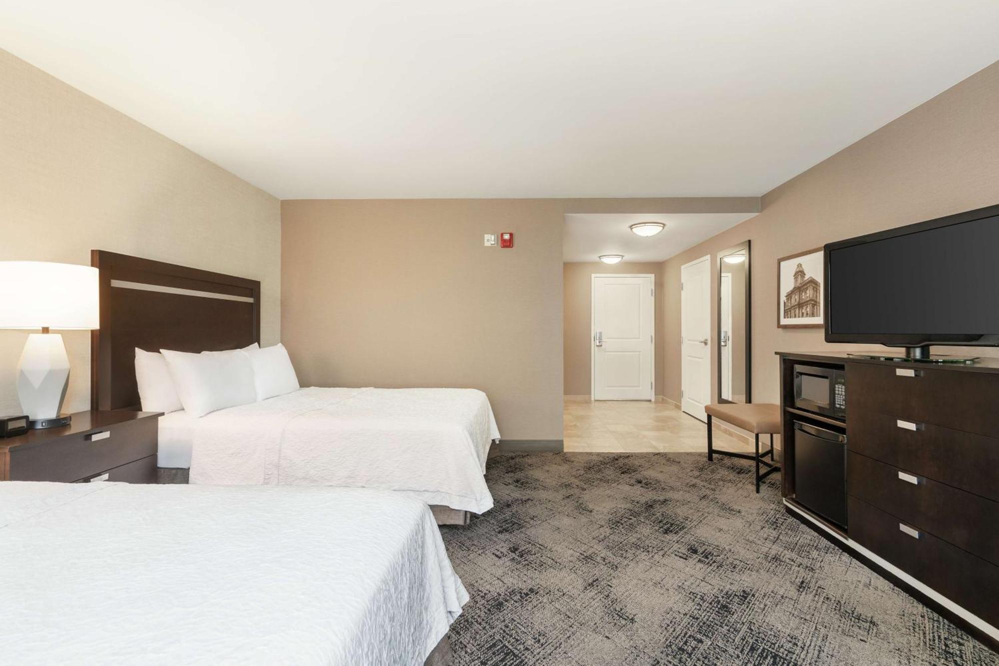 Hampton Inn Portland Downtown Waterfront Eksteriør bilde