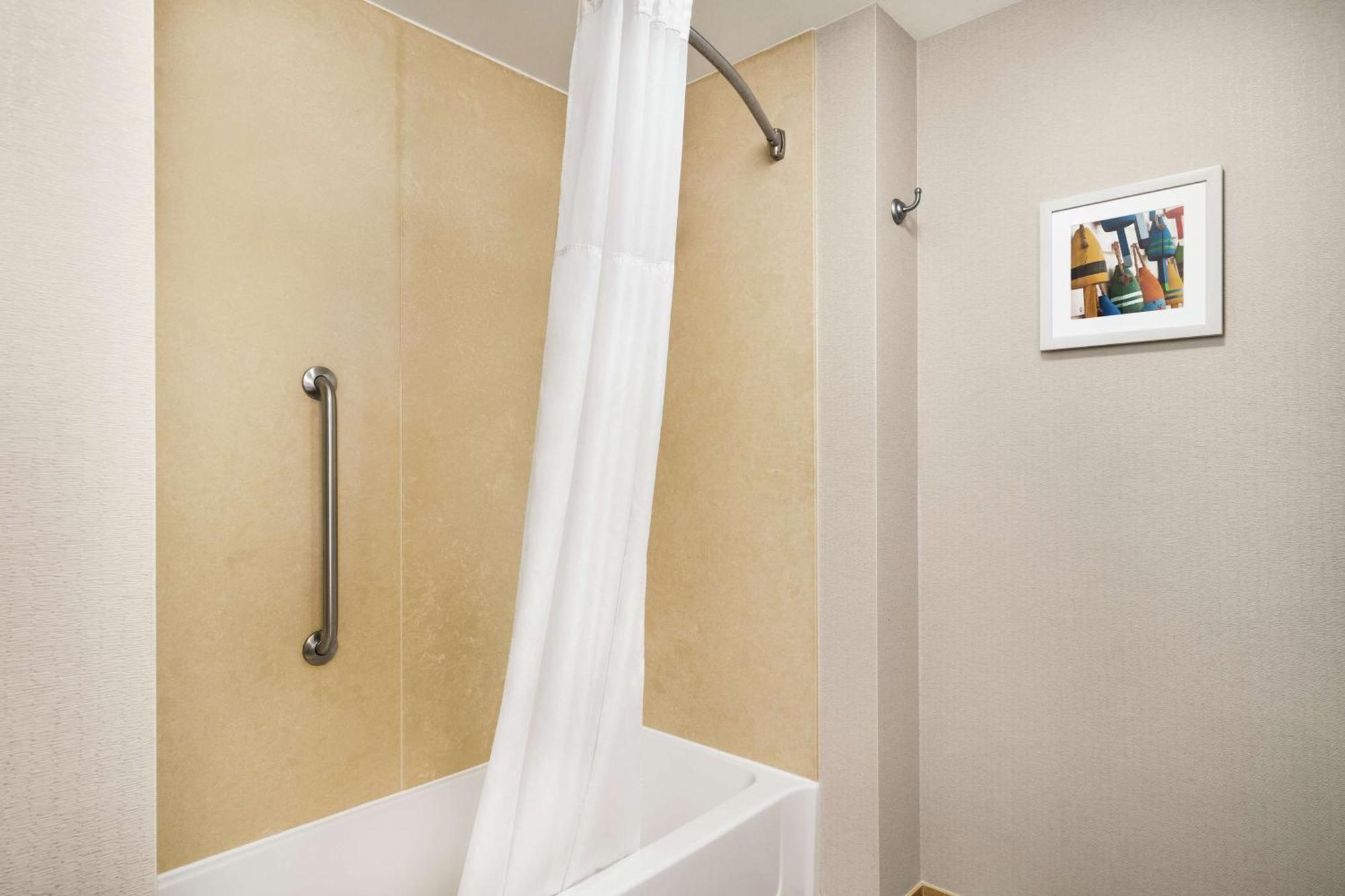 Hampton Inn Portland Downtown Waterfront Eksteriør bilde